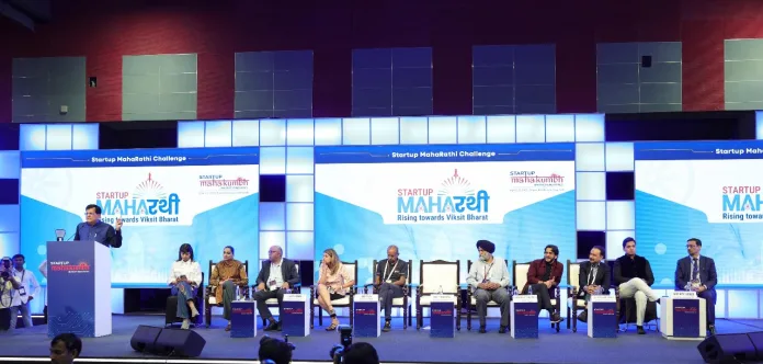 Esteemed guests at the Maharathi Challenge prize distribution at Startup Mahakumbh Record-Breaking Innovation: How Startup Maharathi Challenge 2025 Crowned India’s Next Generation of Tech Giants