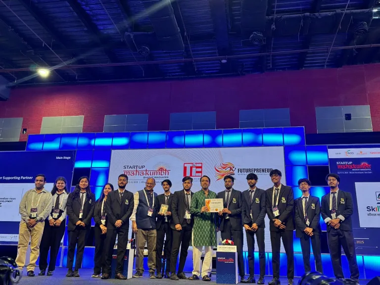 Student Innovators Shine: AI Wins at Futurepreneurs Challenge!