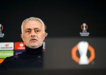 Jose Mourinho Sparks Controversy with Nose Grab After Turkish Cup Defeat