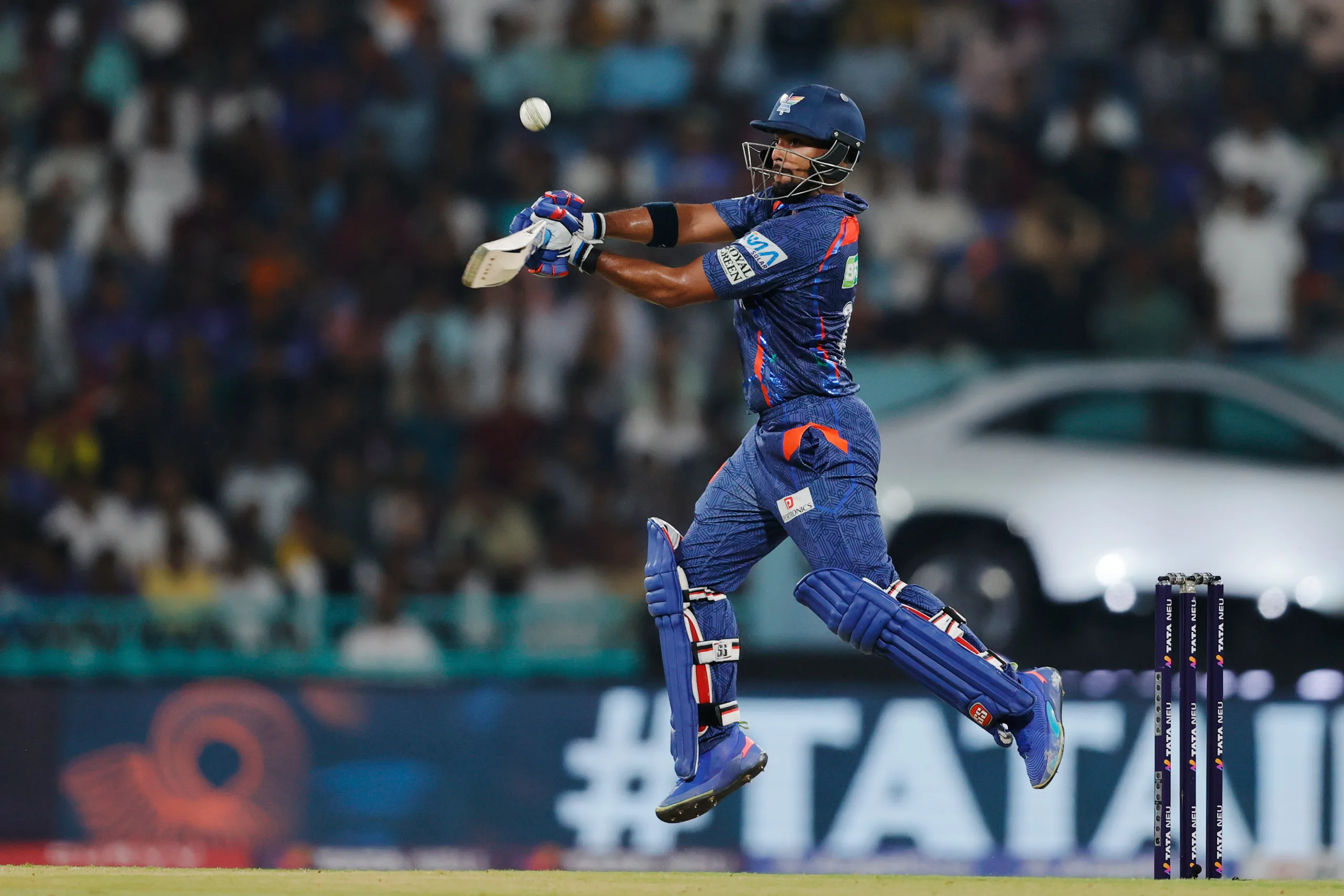 IPL 2025: LSG End GT's Winning Streak with Clinical Chase Powered by Pooran’s Six-Fest