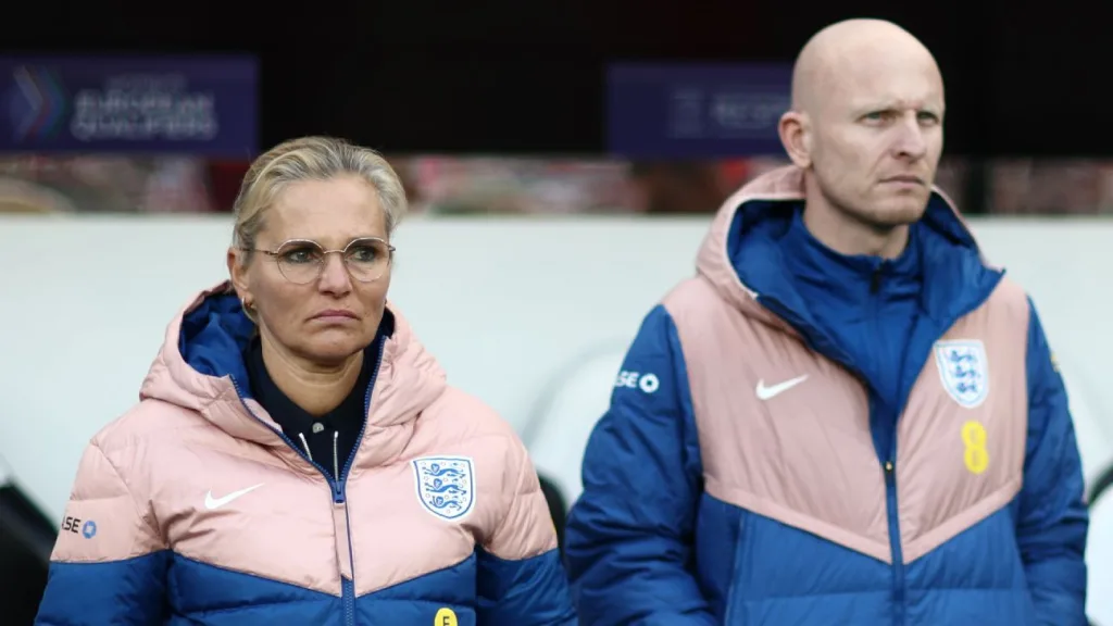 Arjan Veurink to Lead Dutch Women’s Football Post-Euro 2025, Ending Eight-Year England Stint 3 Sarina Wiegman and Arjan Veurink Arjan Veurink to Lead Dutch Women’s Football Post-Euro 2025, Ending Eight-Year England Stint