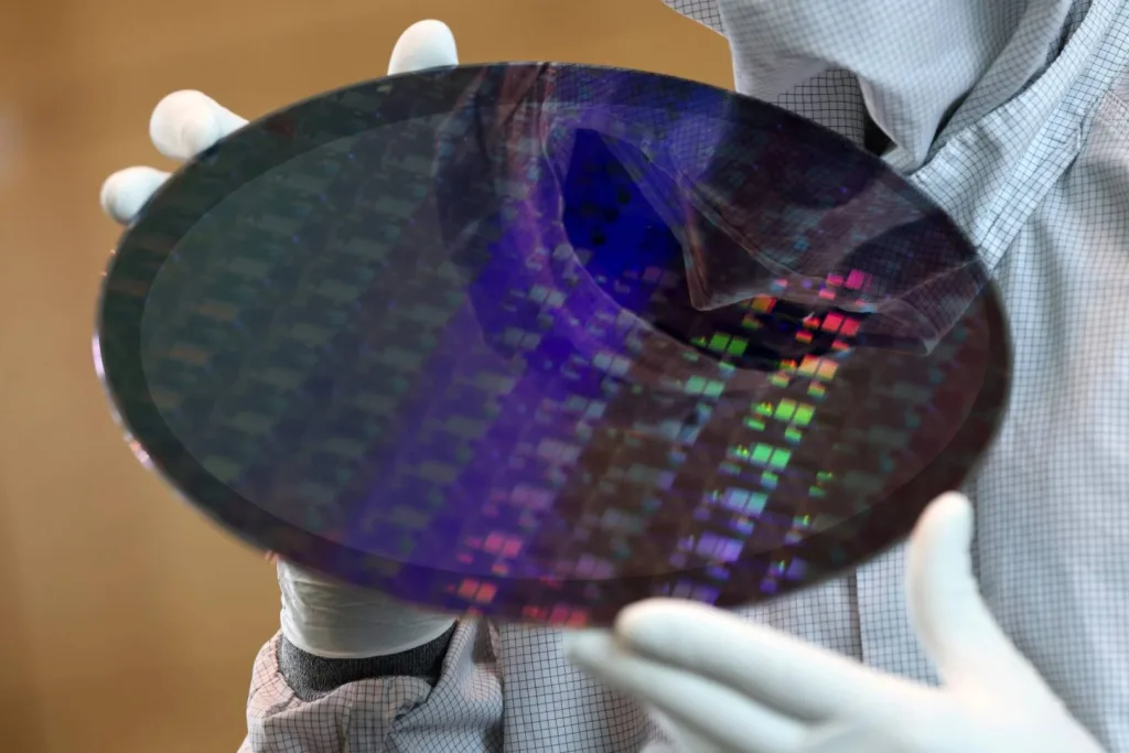 TSMC's 2nm Breakthrough: 60% Yield Rates Leave Samsung and Intel Foundry in the Dust 2 TSMC's $100B Move: Redefining the Semiconductor Game