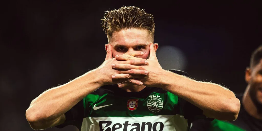 Rasmus Hojlund's Manchester United Exit on the Horizon as Club Welcomes €60 Million Offers 3 Viktor Gyokeres 5 Rasmus Hojlund's Manchester United Exit on the Horizon as Club Welcomes €60 Million Offers