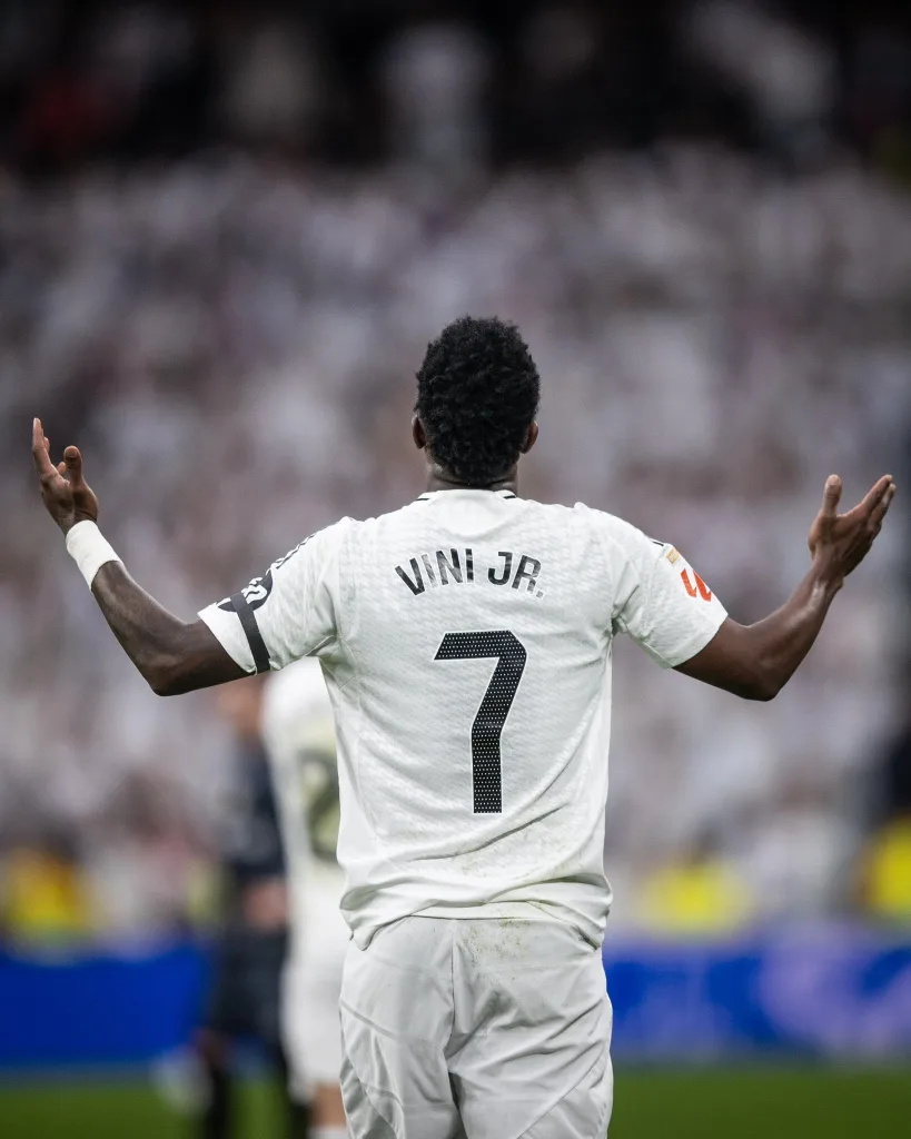 Vinicius Jr. Camp Refutes Real Madrid Renewal Talks Amid Mega €30 Million Demand 2 Vinicius Vinicius Jr. Camp Refutes Real Madrid Renewal Talks Amid Mega €30 Million Demand