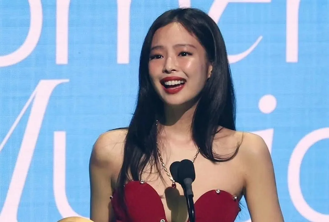 BLACKPINK Jennie Tops Apple Music’s K-pop Charts Following Electrifying Coachella 2025 Performance