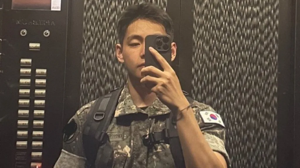 BTS V