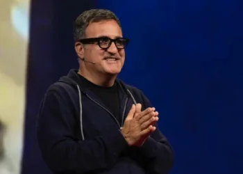 Google’s Smart Glasses: AI’s Next Frontier Revealed