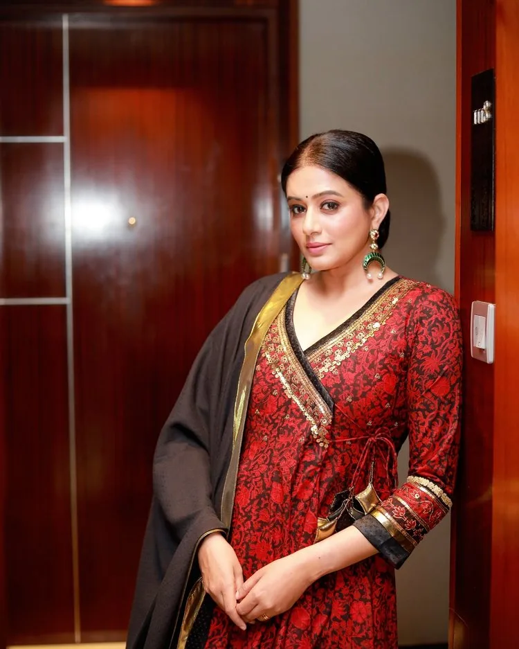 Priyamani
