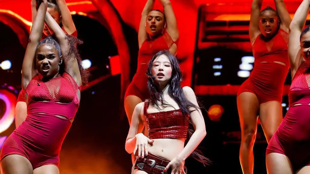 BLACKPINK Jennie Tops Apple Music’s K-pop Charts Following Electrifying Coachella 2025 Performance 2 image 421 BLACKPINK Jennie Tops Apple Music’s K-pop Charts Following Electrifying Coachella 2025 Performance