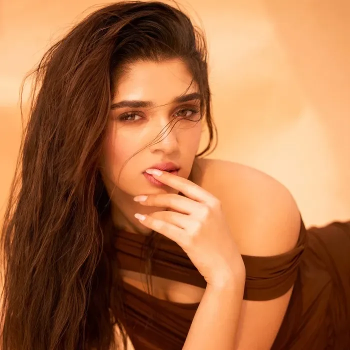  Krithi Shetty