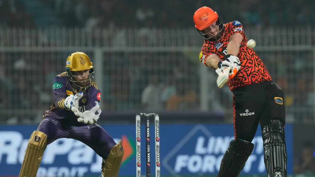 KKR vs SRH IPL 2025: Live Score & Match Updates – SRH Struggles at 56/4 in Powerplay 1 IPL