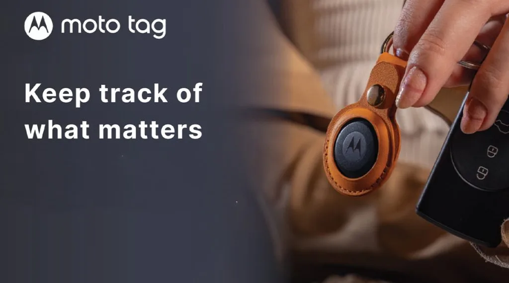 A: Moto Tag uses a standard CR2032 battery, which is user-replaceable. Simply open the device and swap out the old battery for a new one.