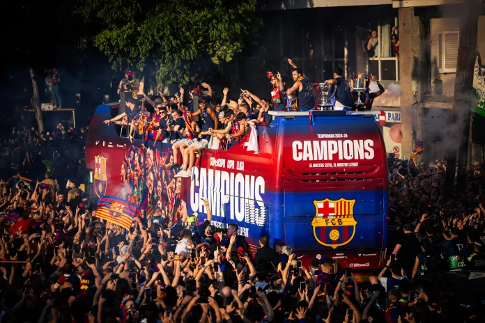 GrF7_AbXQAA0KqM Barcelona’s Triumphant La Liga Victory: Jordi Alba’s Advice, Ancelotti’s Praise & Messi’s Congratulations