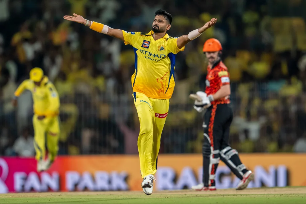 Khaleel Ahmad IPL 2025: RCB vs CSK Preview, Prediction, Starting XI and Where To Watch The Match LIVE