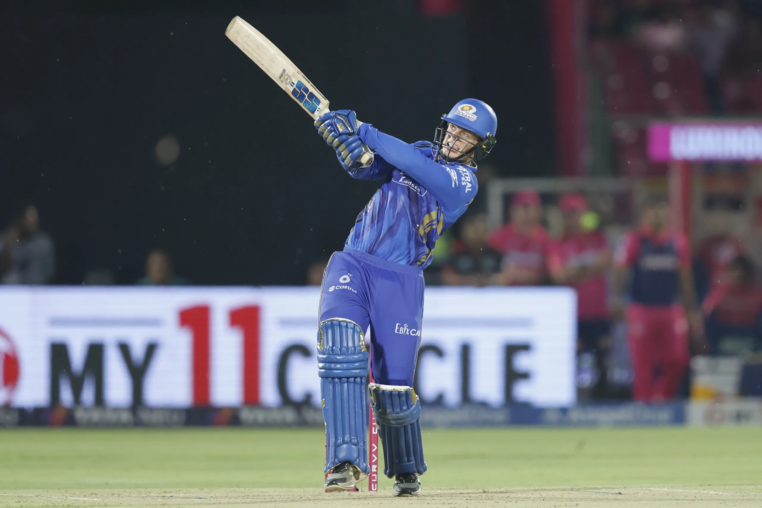 Mumbai Indians Crush Royals by 100 Runs to Storm to Top of the Table