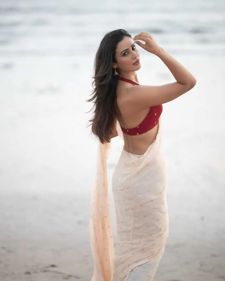 Anaira Gupta 2025 Photoshoot: 10 Enchanting Images That Capture Her Meteoric Rise