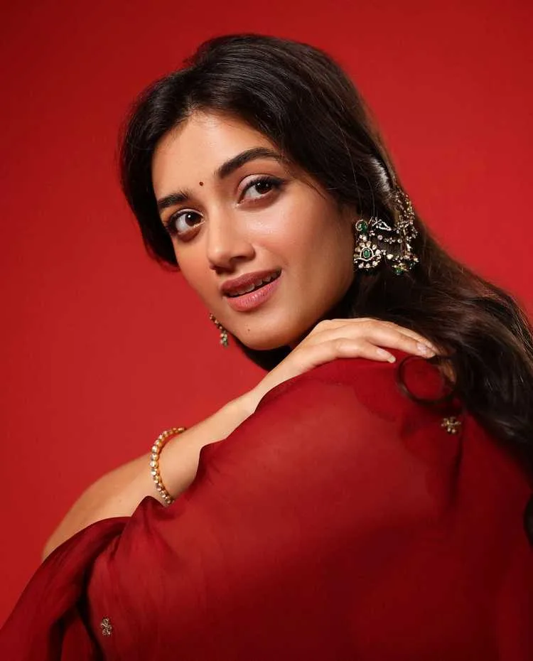 Bhagyashri Borse: The Emerging Sensation Redefining Bollywood and Telugu Cinema