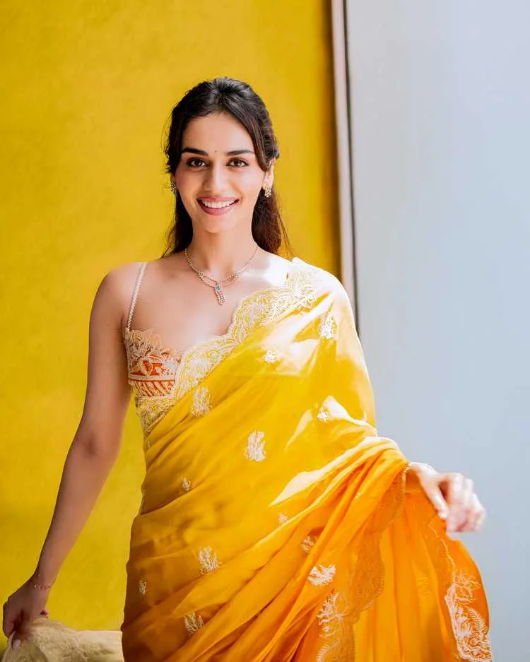 Manushi Chhillar