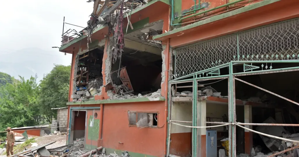 India-Pakistan War LIVE Updates: Govt Warns Any Terror Attack Will Be Seen as Act of War Amid Soaring Tensions 1 India