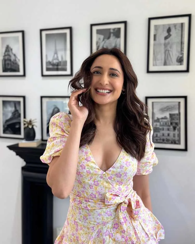 Pragya Jaiswal Stunning Transformation: From Bollywood Newcomer to Fashion Icon in 2025