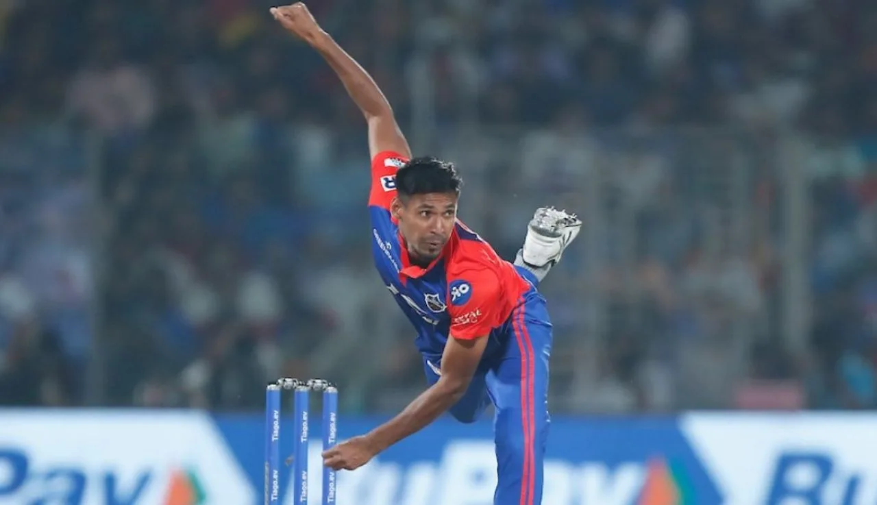 Mitchell Starc Is Out, So Delhi Capitals Are Bringing in Mustafizur Rahman