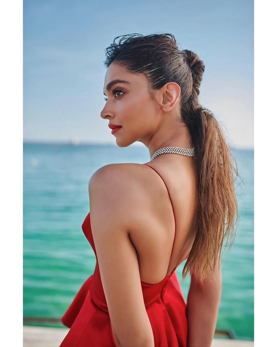 Deepika Padukone Hot