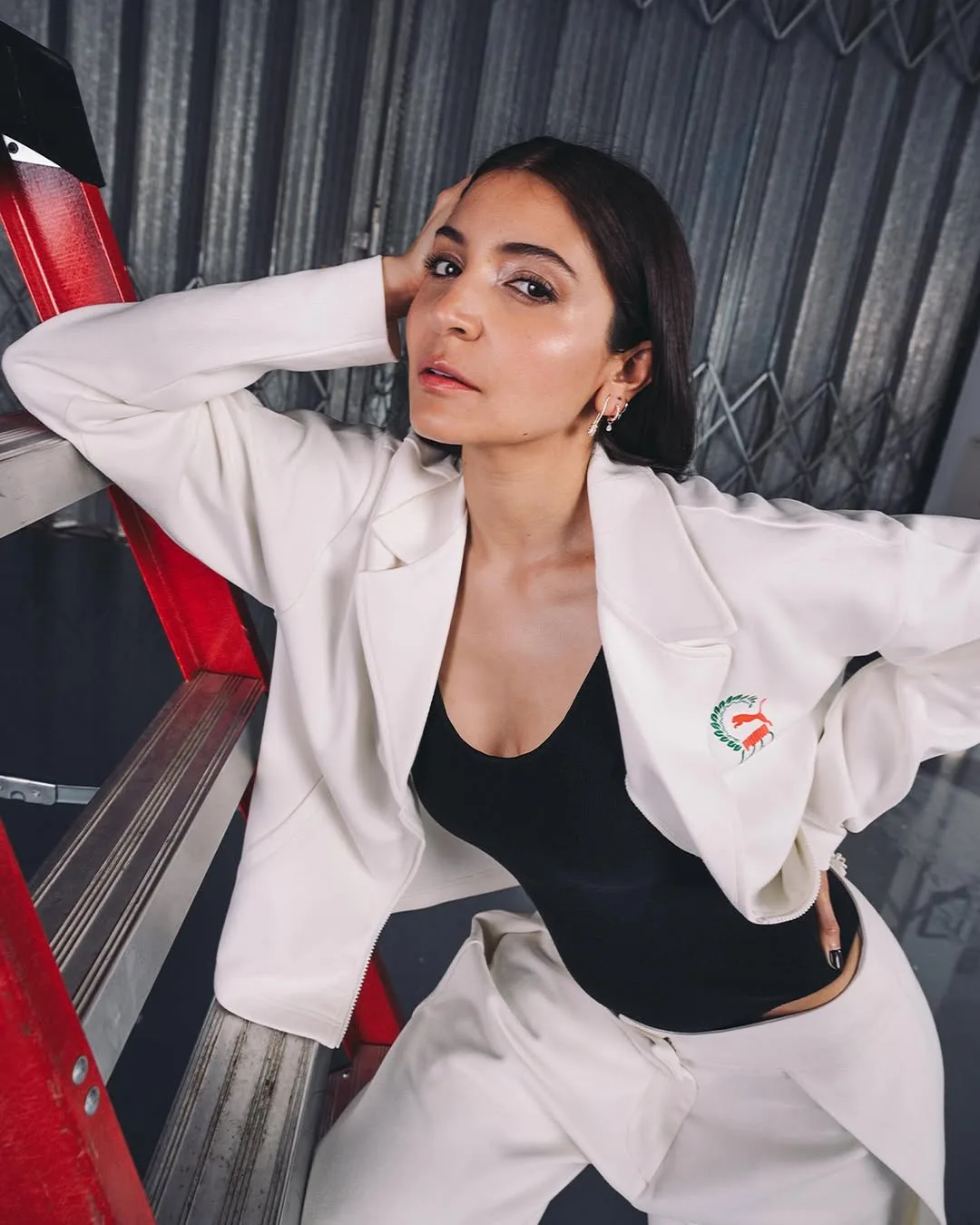 Gorgeous Anushka Sharma Hot Photos Gallery as of 2025