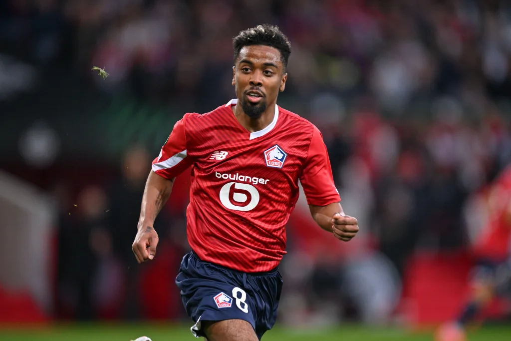 Lille, france. 18th apr, 2024. angel gomes (8) of lille pictured during the uefa conference league quarter final round second leg game in the 2023 2024 season between lille osc and aston villa on april 18, 2024 in lille, france. (photo by david catry/is