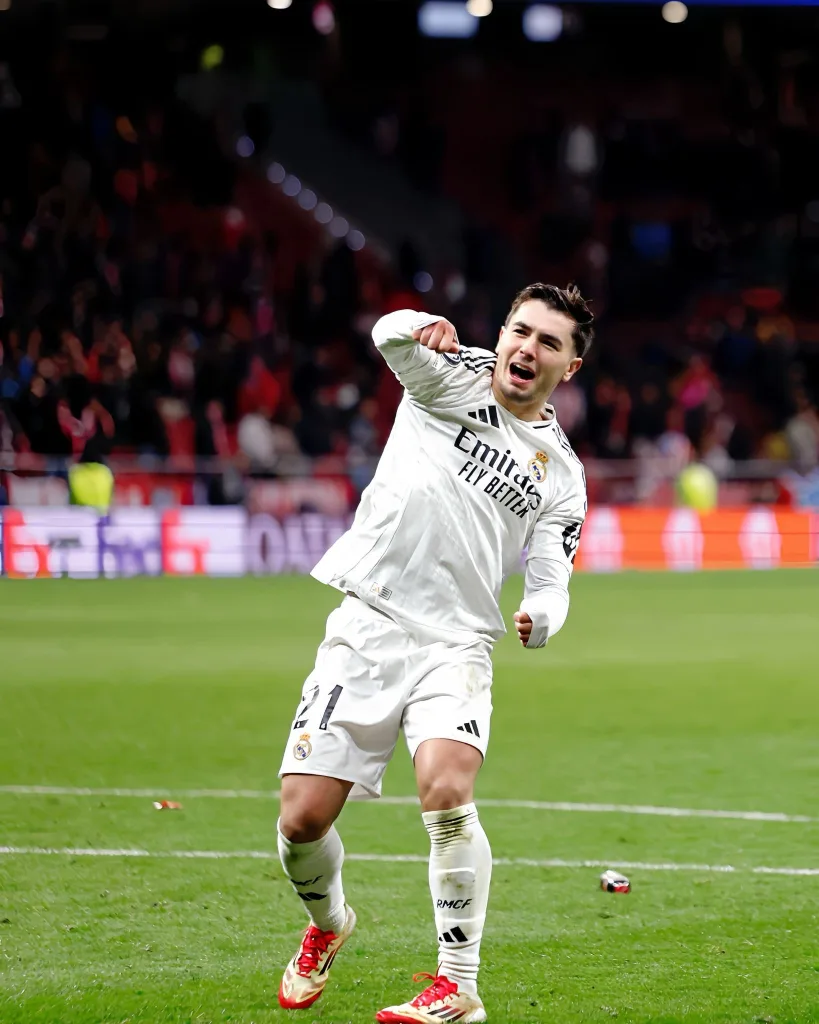 Brahim Diaz Commits Future to Real Madrid with Long-Term Contract Renewal until 2031 4 Brahim díaz