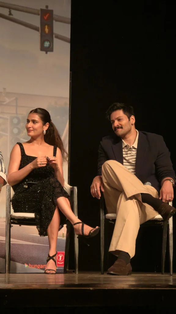 Fatima sana shaikh and ali fazal