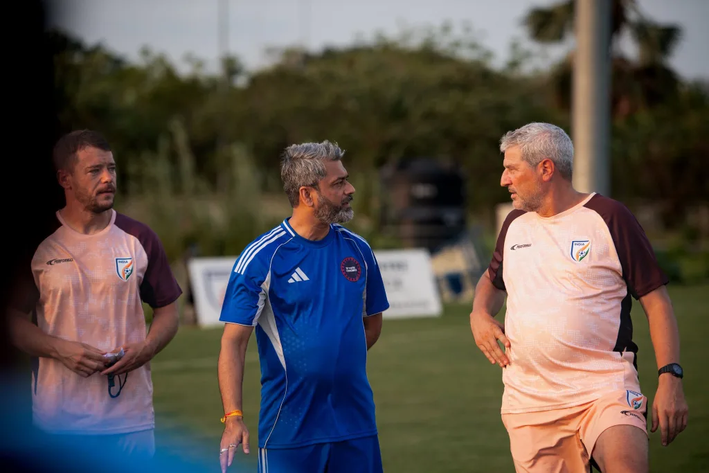 Kalyan Chaubey Charts Bold Vision to Resolve India’s Forward Crisis in Football 5 Kalyan chaubey and manolo marquez