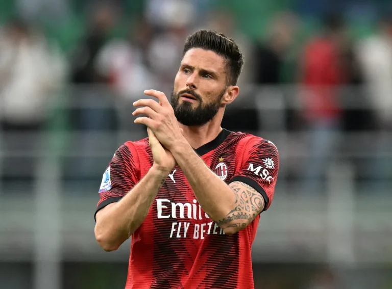 Serie a ac milan v genoa