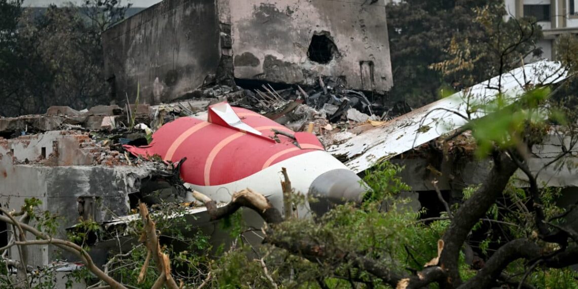 India aviation crash