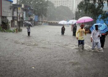 Intense Rainfall Continues to Lash Multiple Karnataka Districts: Weather Alert Extended
