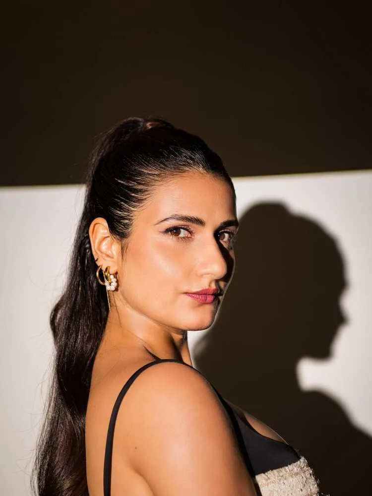 Fatima Sana Shaikh: From Dangal Star to Versatile Bollywood Actress - Complete Career Biography 2025 9 Image