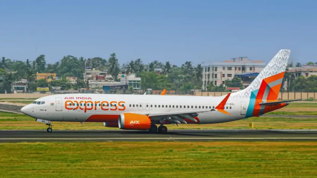 Air India Express Flight Delayed 7 Hours Due to Technical Snag on Kolkata-Ghaziabad Route 4 Image