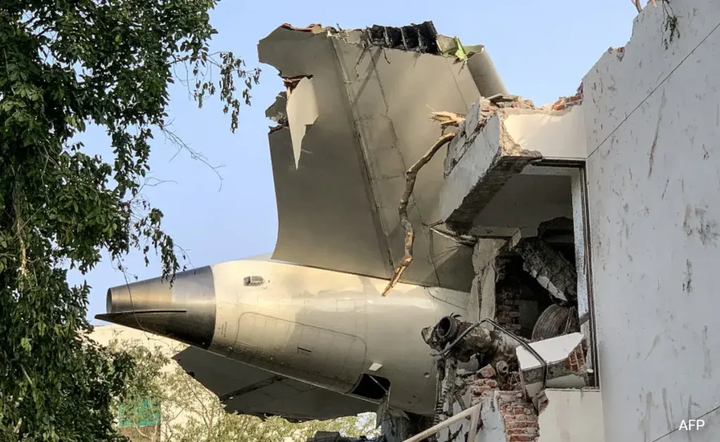 Air India AI 171 Crash Black Box Found: Critical Investigation Breakthrough in Ahmedabad Tragedy 3 Image