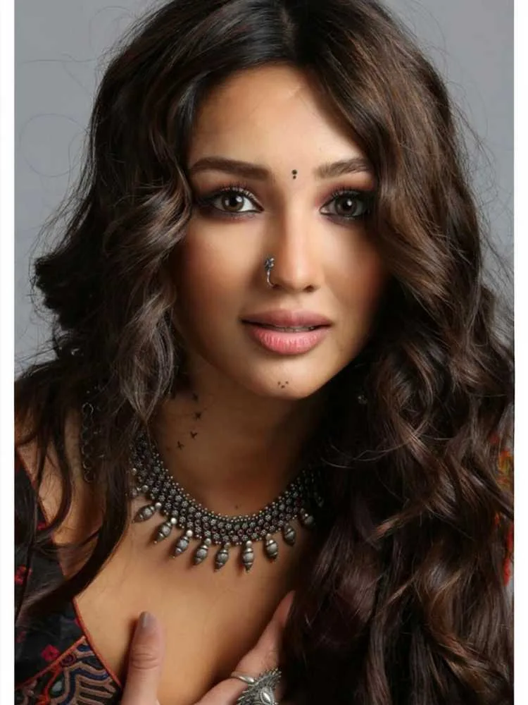 Akanksha Sharma: From Tiger Shroff's Disco Dancer Fame to Telugu Cinema's Laila 2025 - Rising Star's Complete Journey 5 Image
