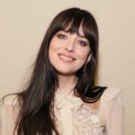 Pedro Pascal’s Hilarious Reaction to Dakota Johnson’s Fifty Shades of Grey Injury Goes Viral