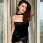 Shivaleeka Oberoi Latest Photoshoot 2025: Glamour, Style Evolution, and Fan Reactions Unveiled