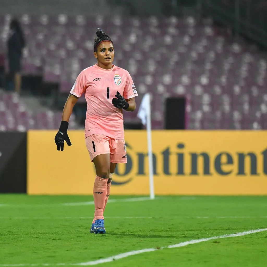 Aditi chauhan retires