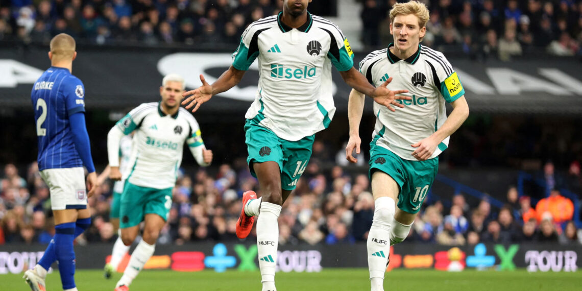 Alexander isak to leave for al hilal