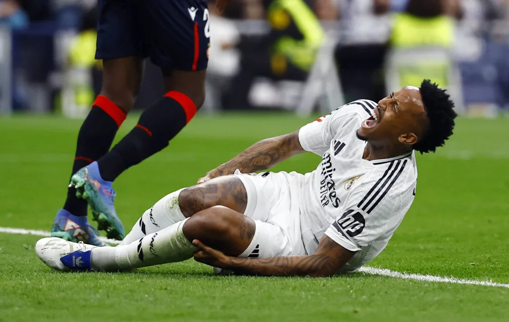 Laliga real madrid v osasuna