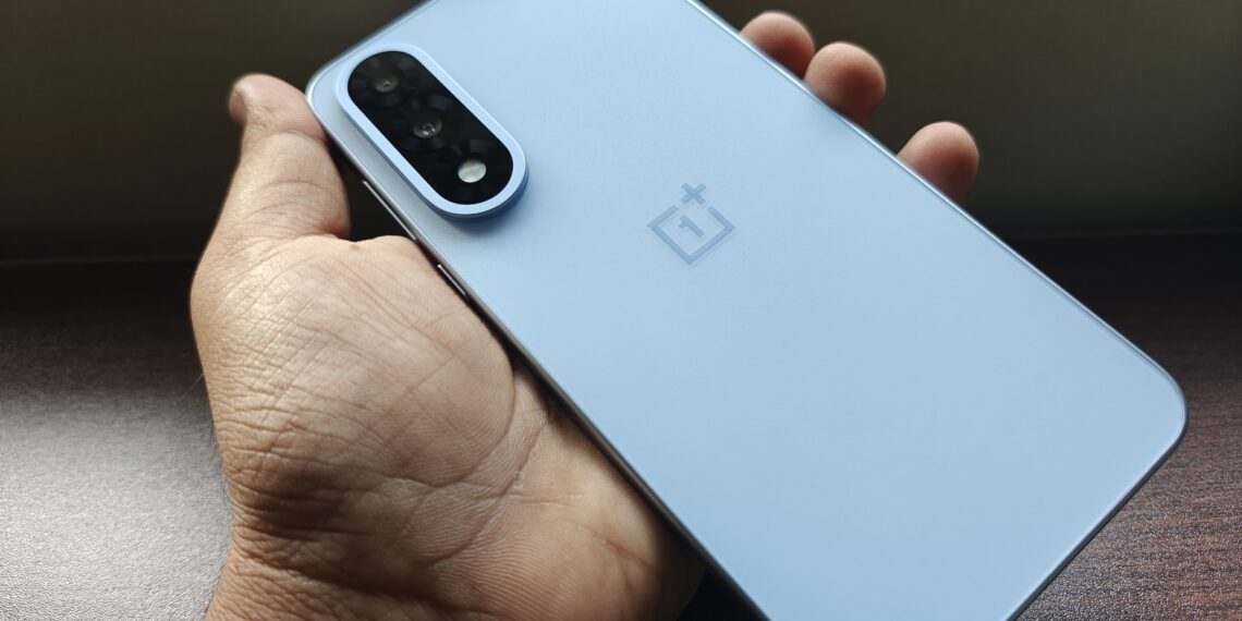 OnePlus Nord 5 Review: Snapdragon 8s Gen 3 Delivers Flagship Performance at Mid-Range Pricing