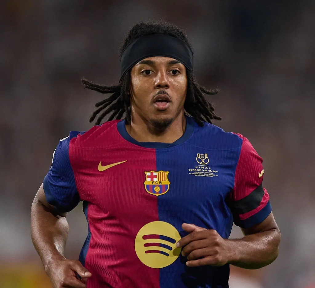 Jules Kounde Signs New Barcelona Contract Extension Until 2030 3 Jules kounde