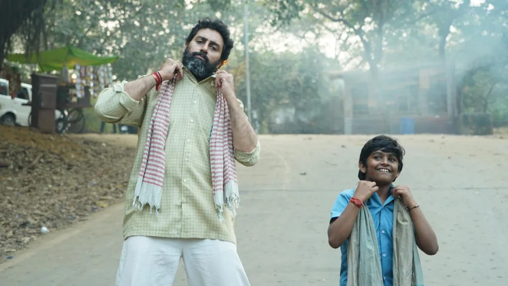 ‘Kaalidhar Laapata’ Movie Review: Abhishek Bachchan Shines in Heartwarming Tale of Freedom, Friendship, and Forgetting — But Lacking Spark 4 Kaalidhar laapata