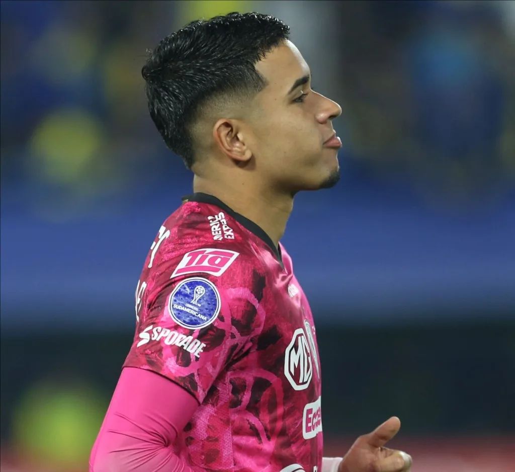 Chelsea's 18-Year-Old Colombian Star Kendry Páez Set for Crucial Strasbourg Loan Move