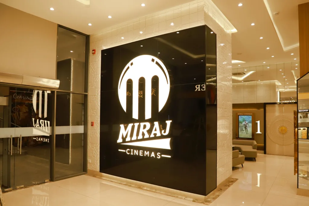 Gen Z Returns to Cinemas: How Student Perks Are Reviving Movie Theater Culture 1 Gen Z Returns to Cinemas: How Student Perks Are Reviving Movie Theater Culture