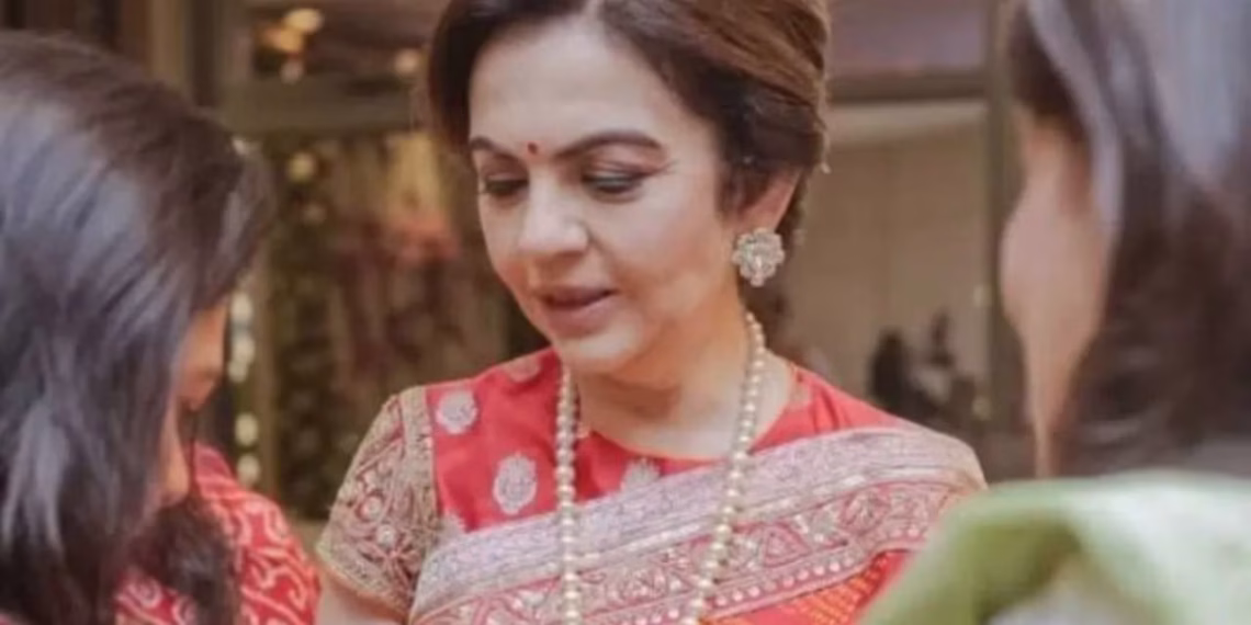 Nita Ambani’s Orange Bandhani Saree: Tradition Meets Glamour