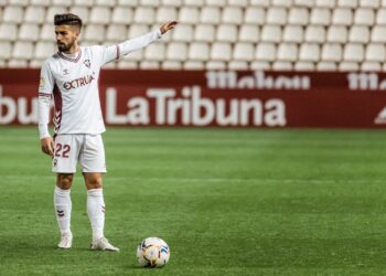 Northeast united fc sign chema nunez